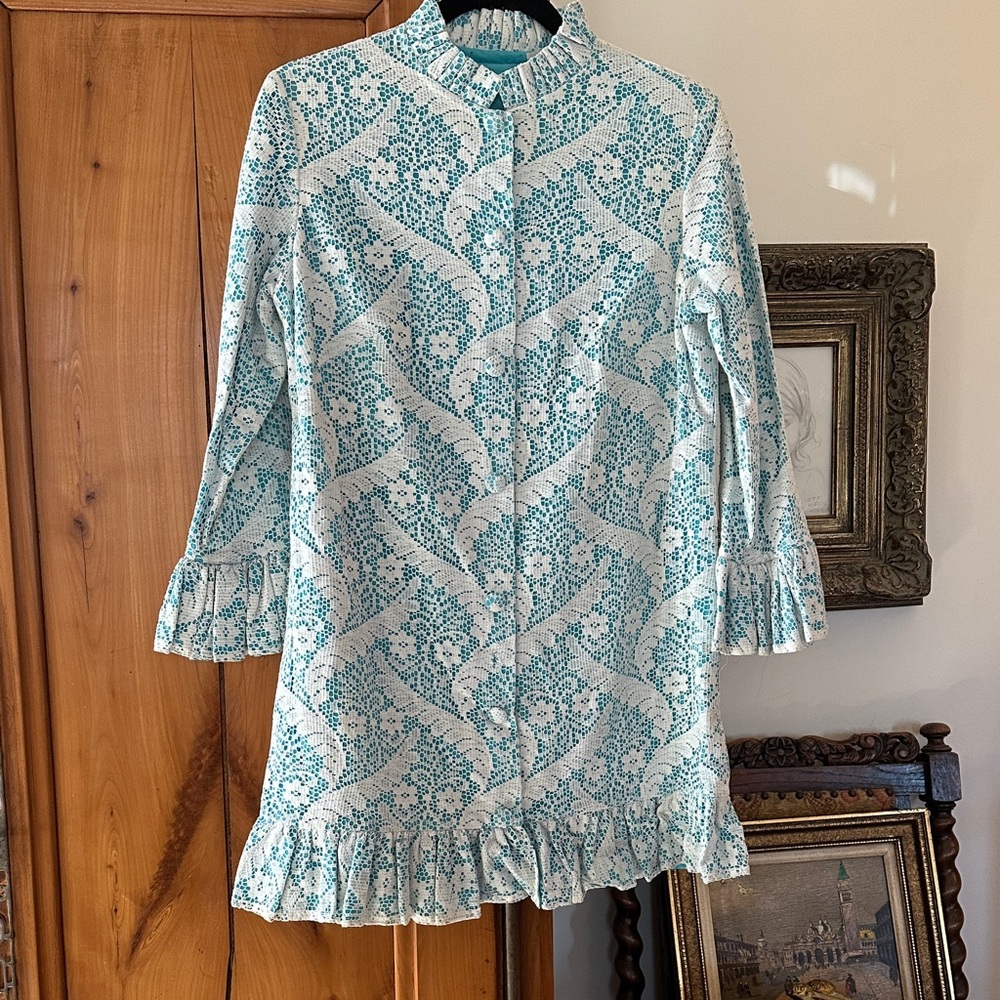 Vintage rare Marshall Fields lace tunic/top/mini dress with Ruffle neckline